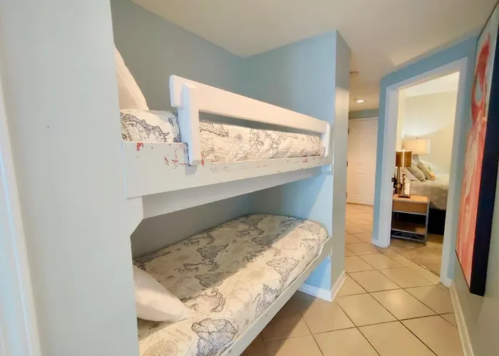 Royal Palms Penthouse 1407 *