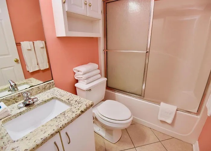 Royal Palms Penthouse 1407 *