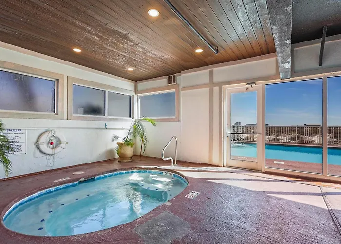 Royal Palms Penthouse 1407 Holiday home